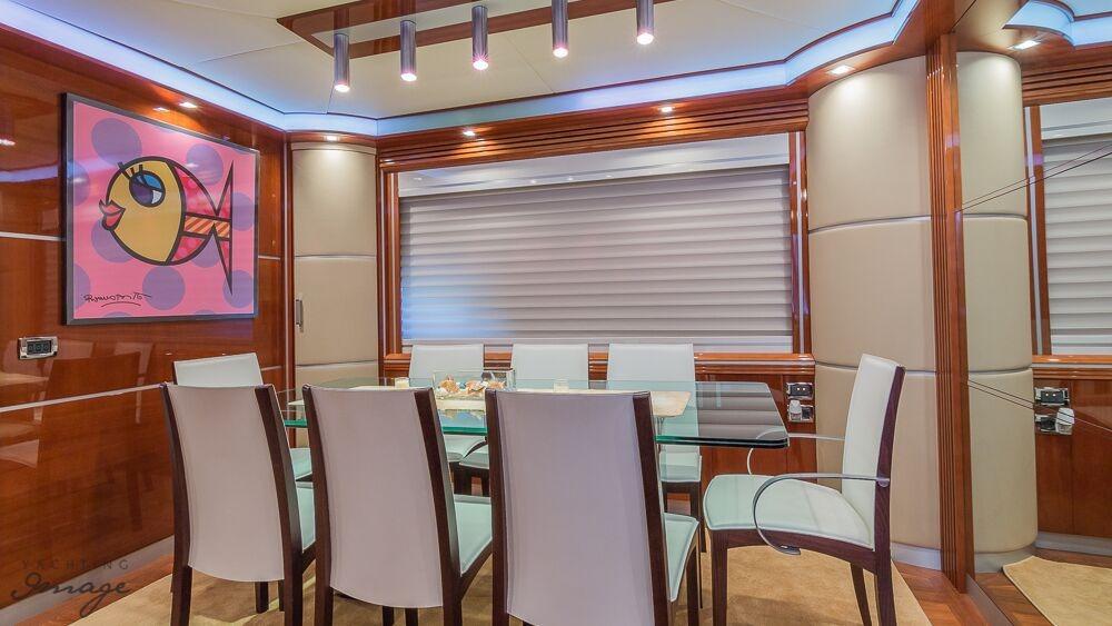 2008 Dominator 860 Fly Yacht For Sale in Miami FL 2008 Dominator 860 Fly Yacht For Sale in Miami FL