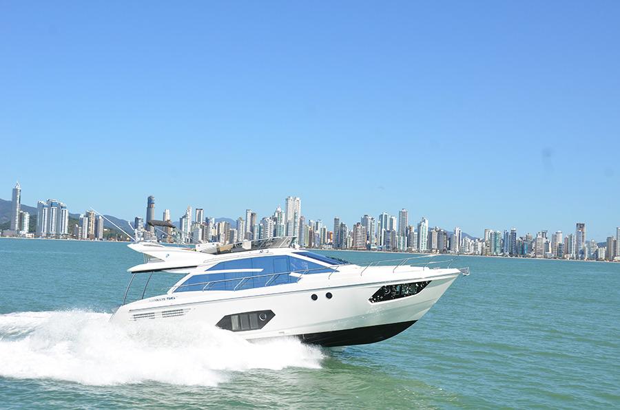 2014 Absolute Yachts 56 FLY Yacht For Sale in Miami FL 2014 Absolute Yachts 56 FLY Yacht For Sale in Miami FL