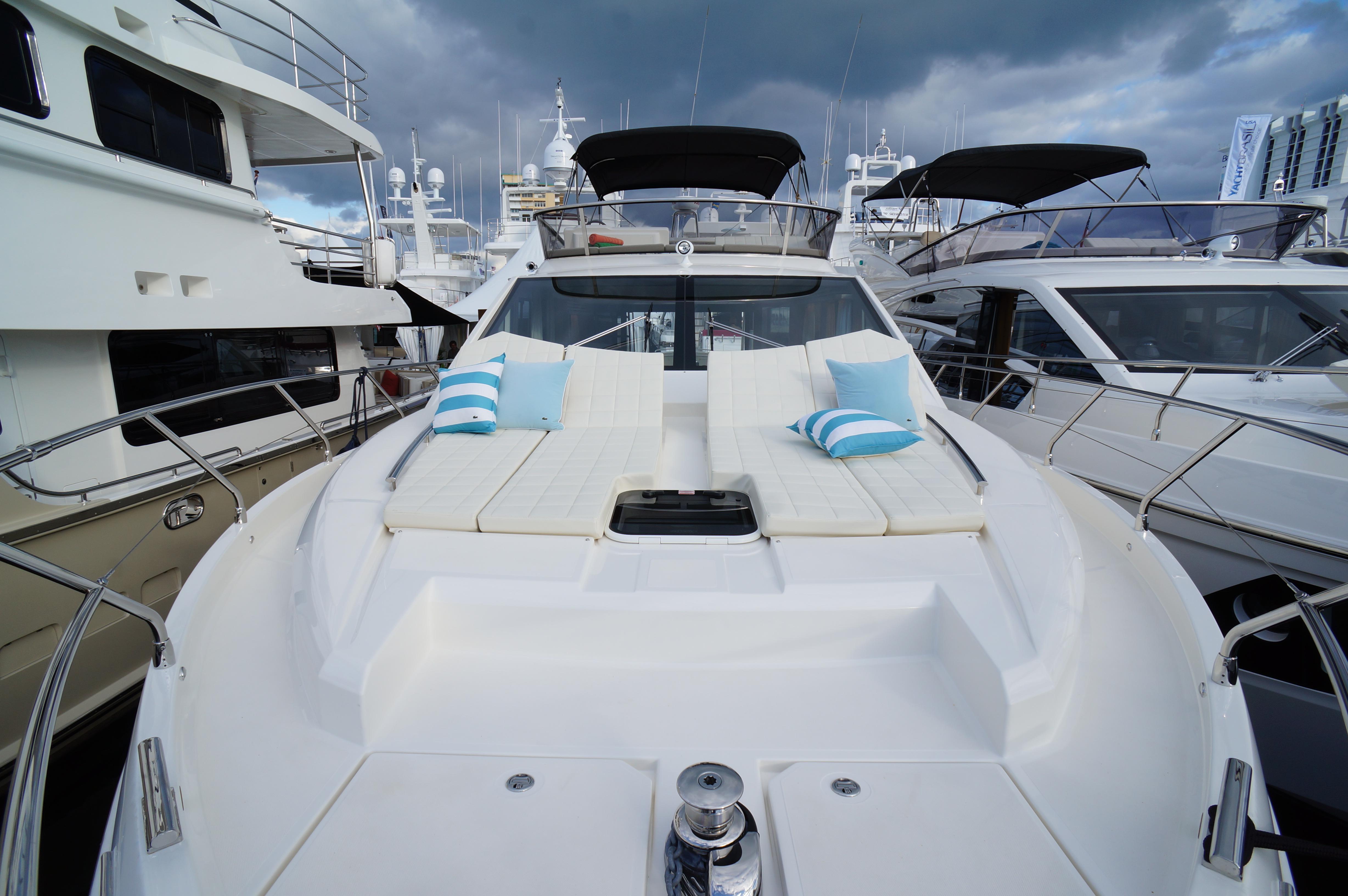 2015 Absolute Yachts 56 FLY Yacht For Sale in Miami Beach FL 2015 Absolute Yachts 56 FLY Yacht For Sale in Miami Beach FL