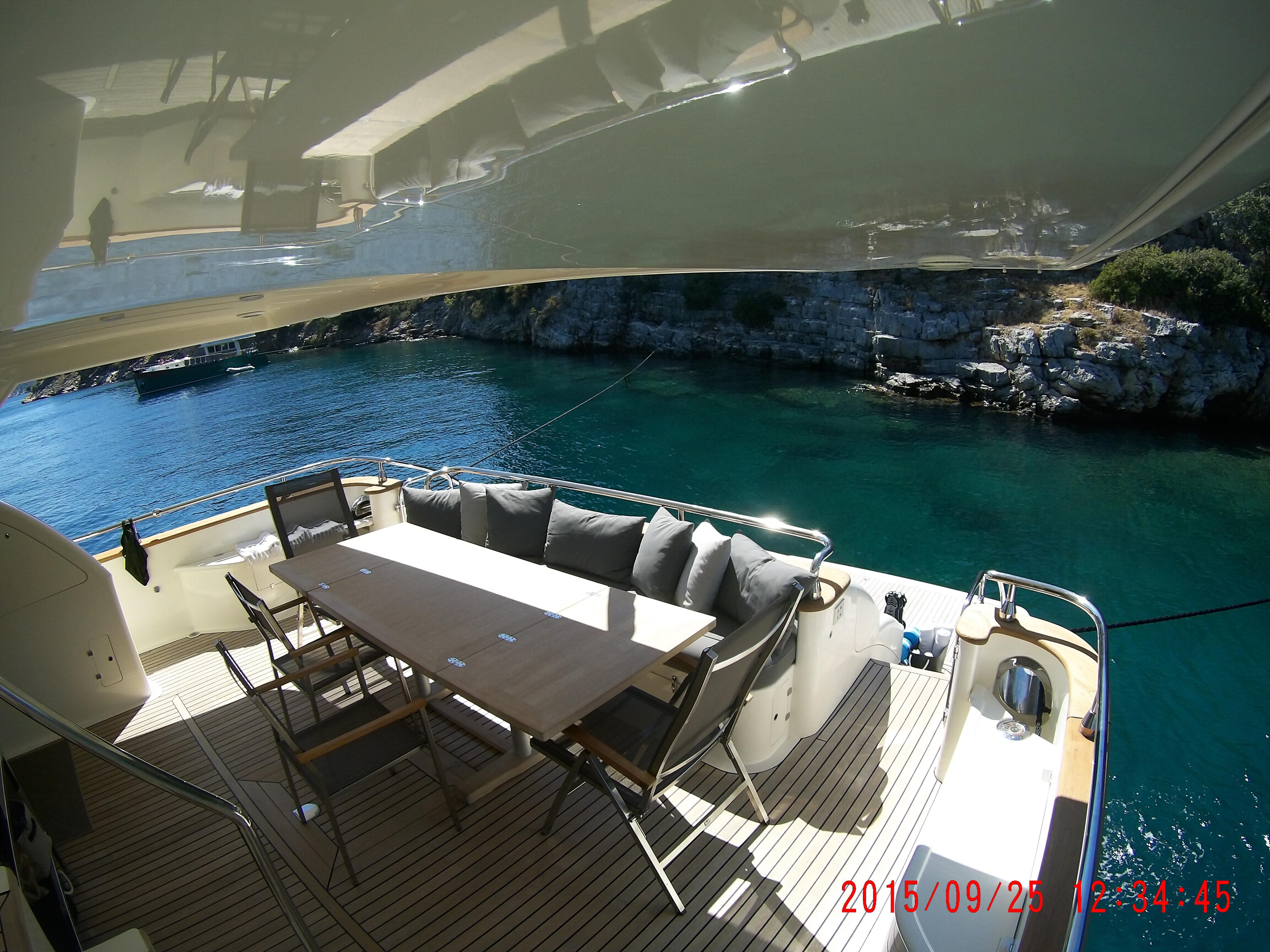 Survivor 2005 Astondoa 72' GLX Yacht For Sale in Survivor 2005 Astondoa 72' GLX Yacht For Sale in