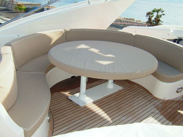 2002 Astondoa 82 GLX Yacht For Sale in 2002 Astondoa 82 GLX Yacht For Sale in