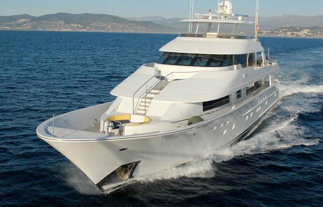 VISION 2003 Westport Tri-Deck Yacht For Sale in Ft Lauderdale FL VISION 2003 Westport Tri-Deck Yacht For Sale in Ft Lauderdale FL