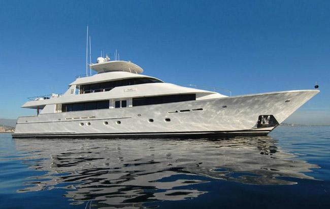 VISION 2003 Westport Tri-Deck Yacht For Sale in Ft Lauderdale FL VISION 2003 Westport Tri-Deck Yacht For Sale in Ft Lauderdale FL