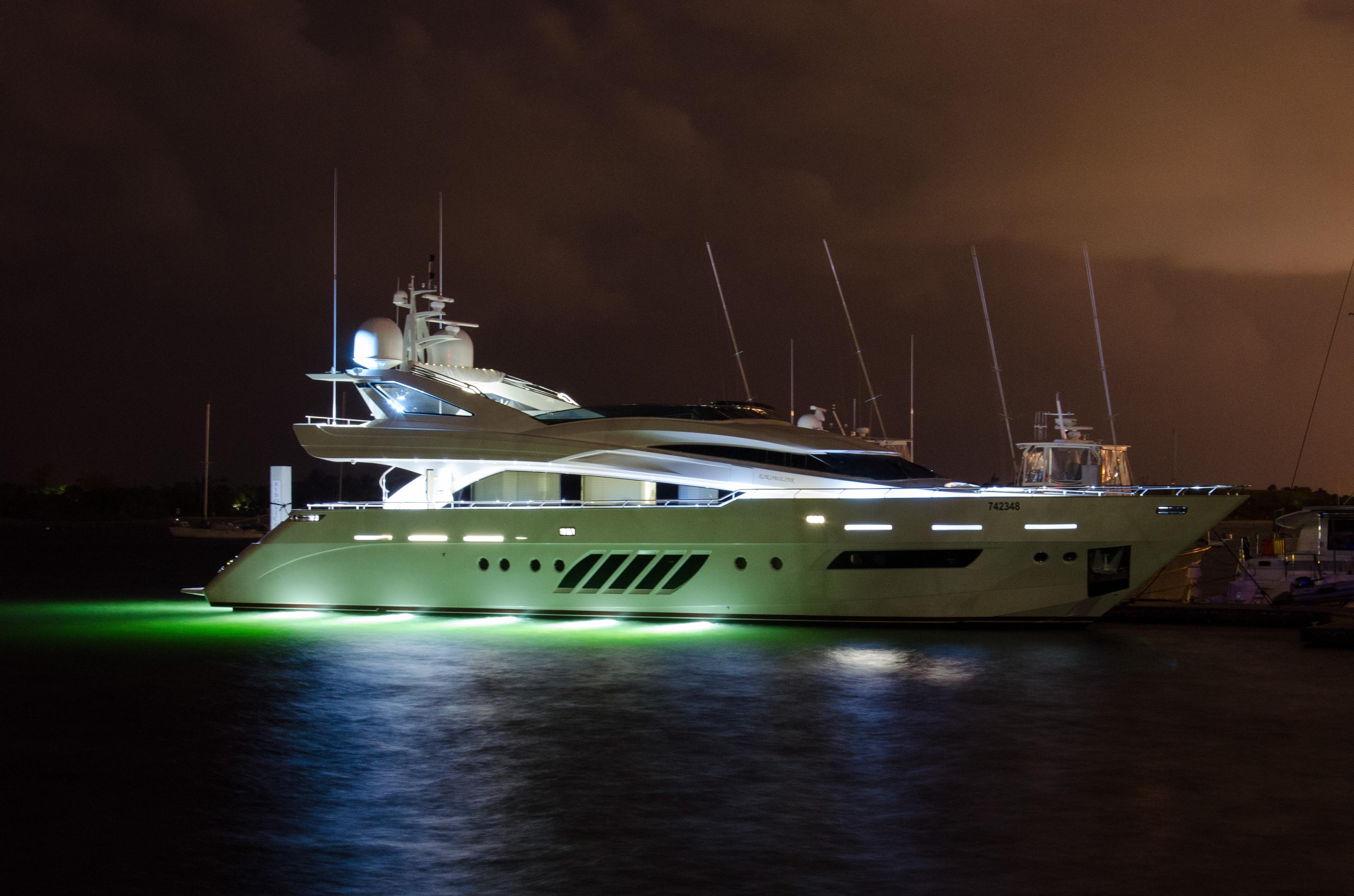 Kokomolink 2009 Dominator Motor Yacht Yacht For Sale in West Palm Beach FL Kokomolink 2009 Dominator Motor Yacht Yacht For Sale in West Palm Beach FL