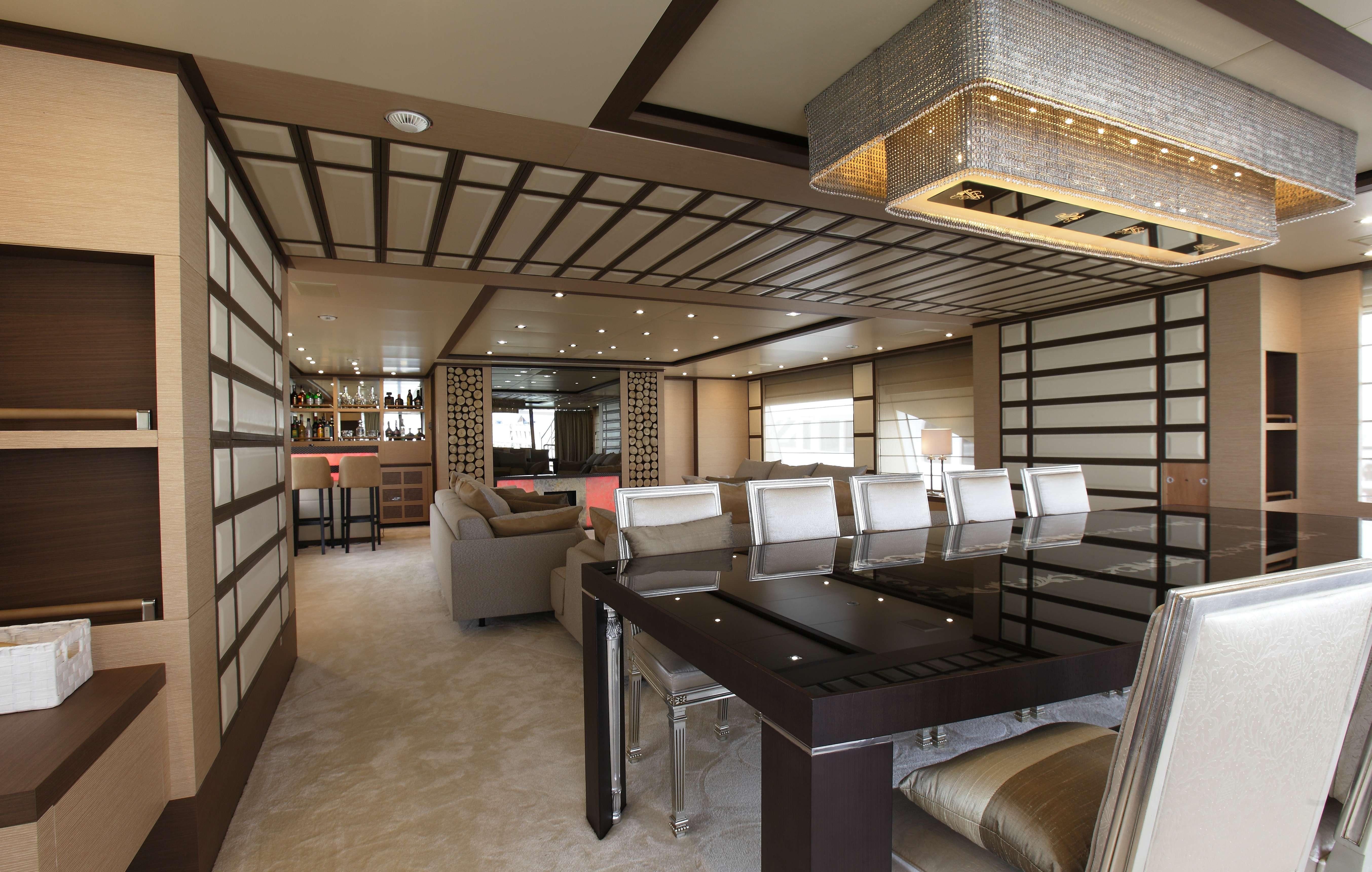 SOY AMOR 2014 Benetti Crystal Yacht For Sale in Naples SOY AMOR 2014 Benetti Crystal Yacht For Sale in Naples