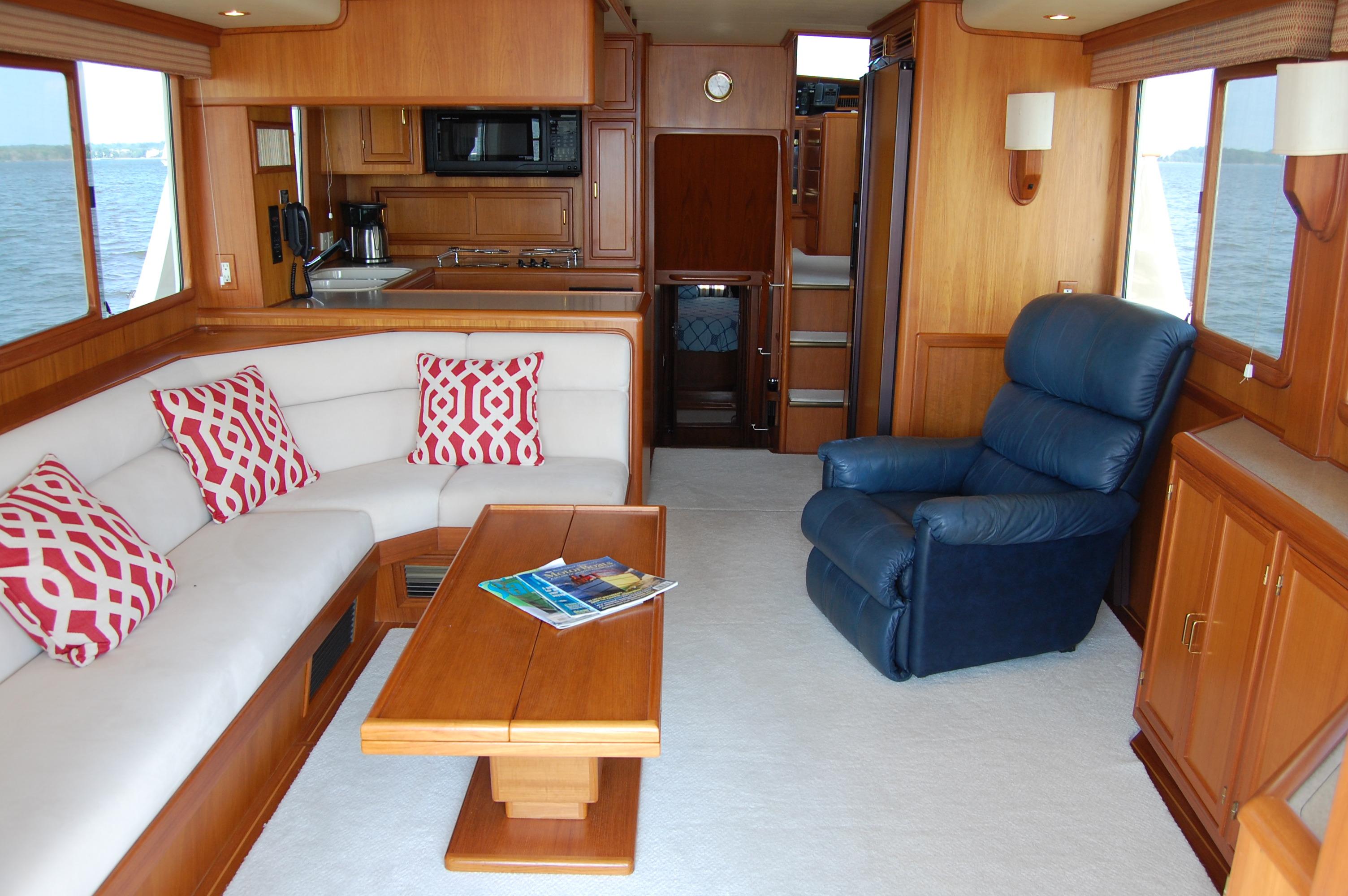 2000 Fleming Yachts 55 PHMY Yacht For Sale in Edgewater MD 2000 Fleming Yachts 55 PHMY Yacht For Sale in Edgewater MD