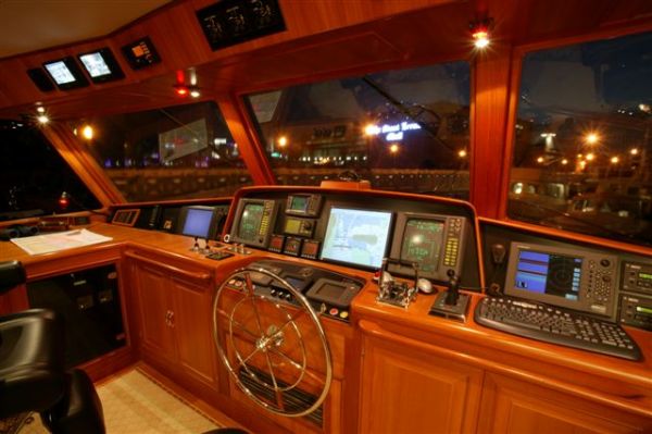 2003 Fleming Yachts PHMY w/ stern thruster Yacht For Sale in 2003 Fleming Yachts PHMY w/ stern thruster Yacht For Sale in