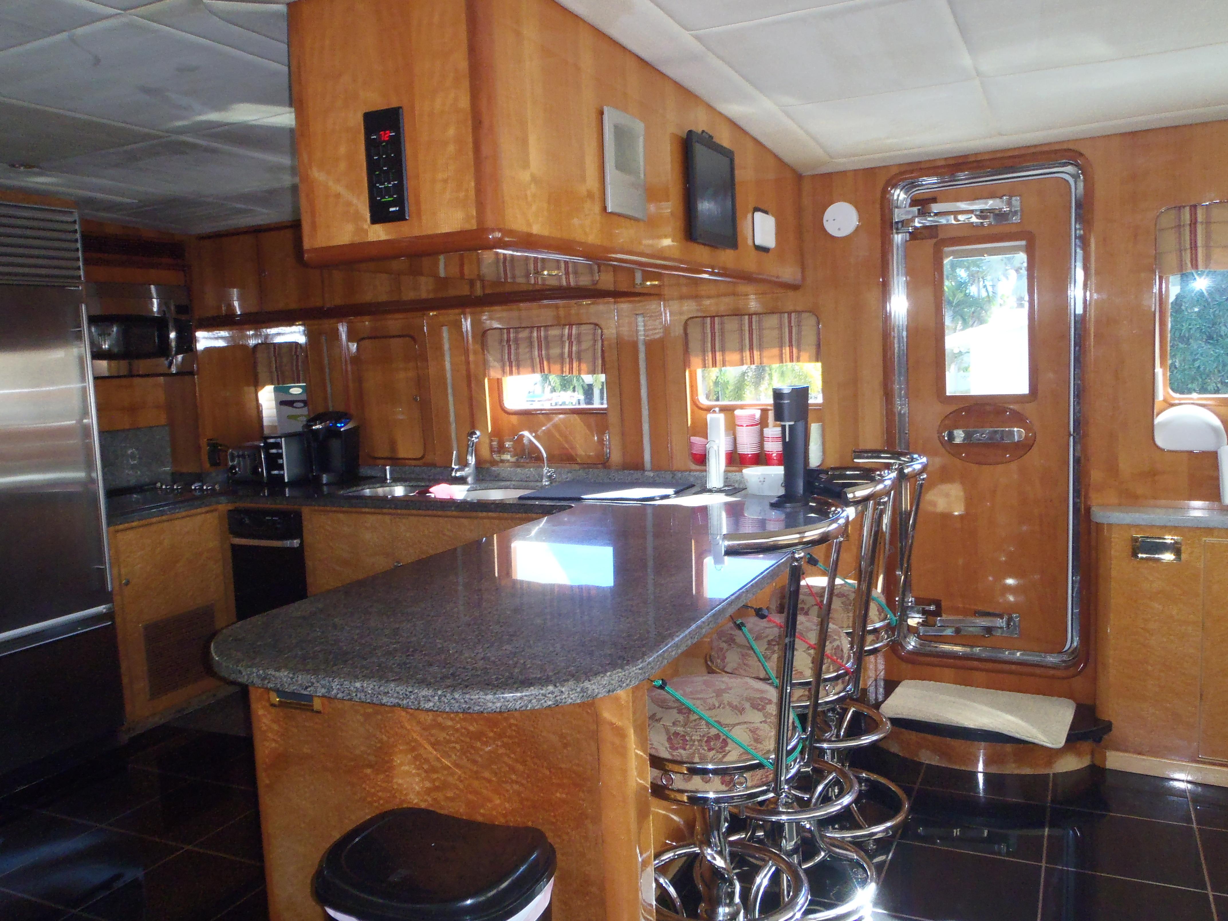 2002 President PRESIDENT Yacht For Sale in Fort Lauderdale FL 2002 President PRESIDENT Yacht For Sale in Fort Lauderdale FL