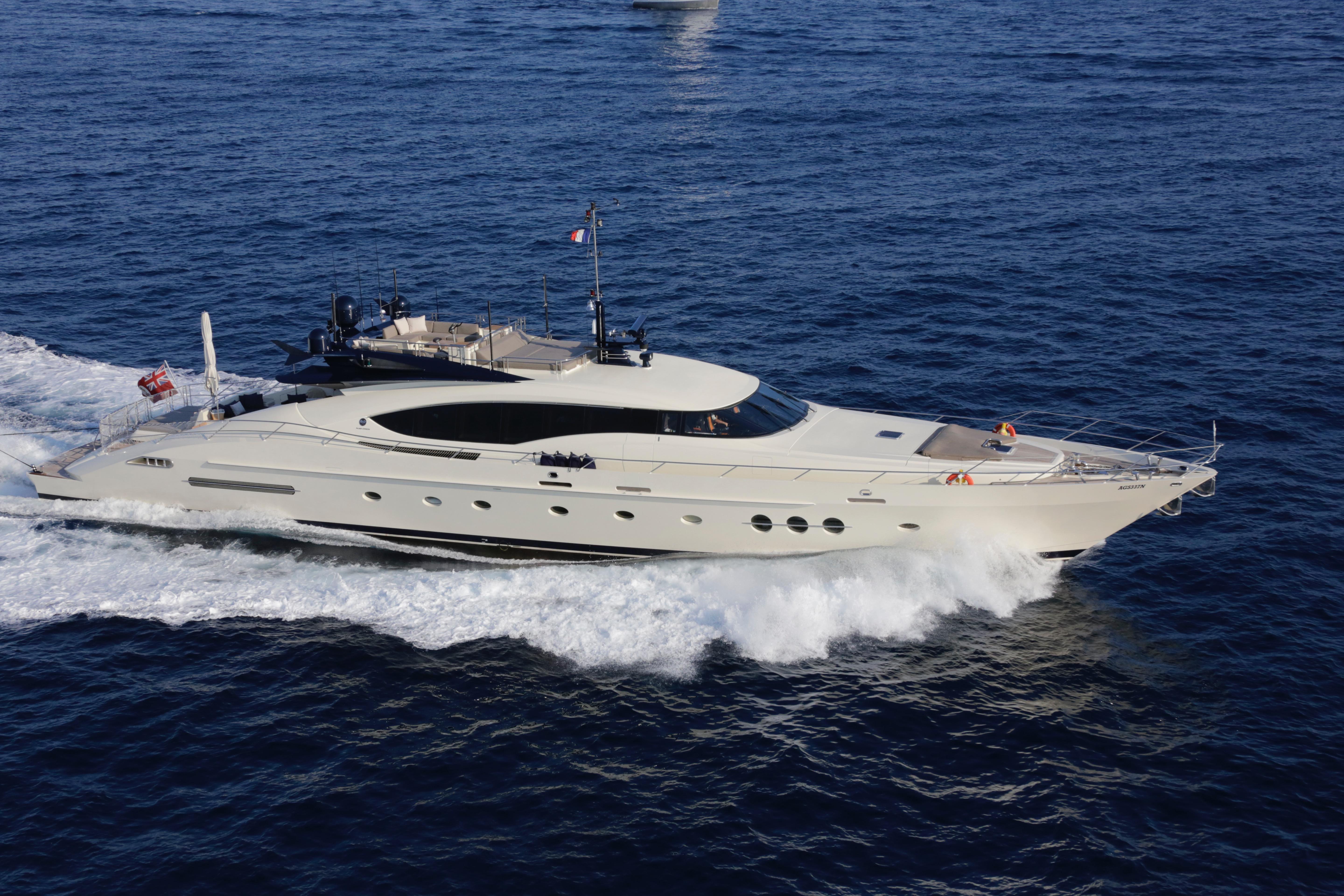 VANQUISH 2006 Palmer Johnson 120 Yacht For Sale in IMPERIA VANQUISH 2006 Palmer Johnson 120 Yacht For Sale in IMPERIA