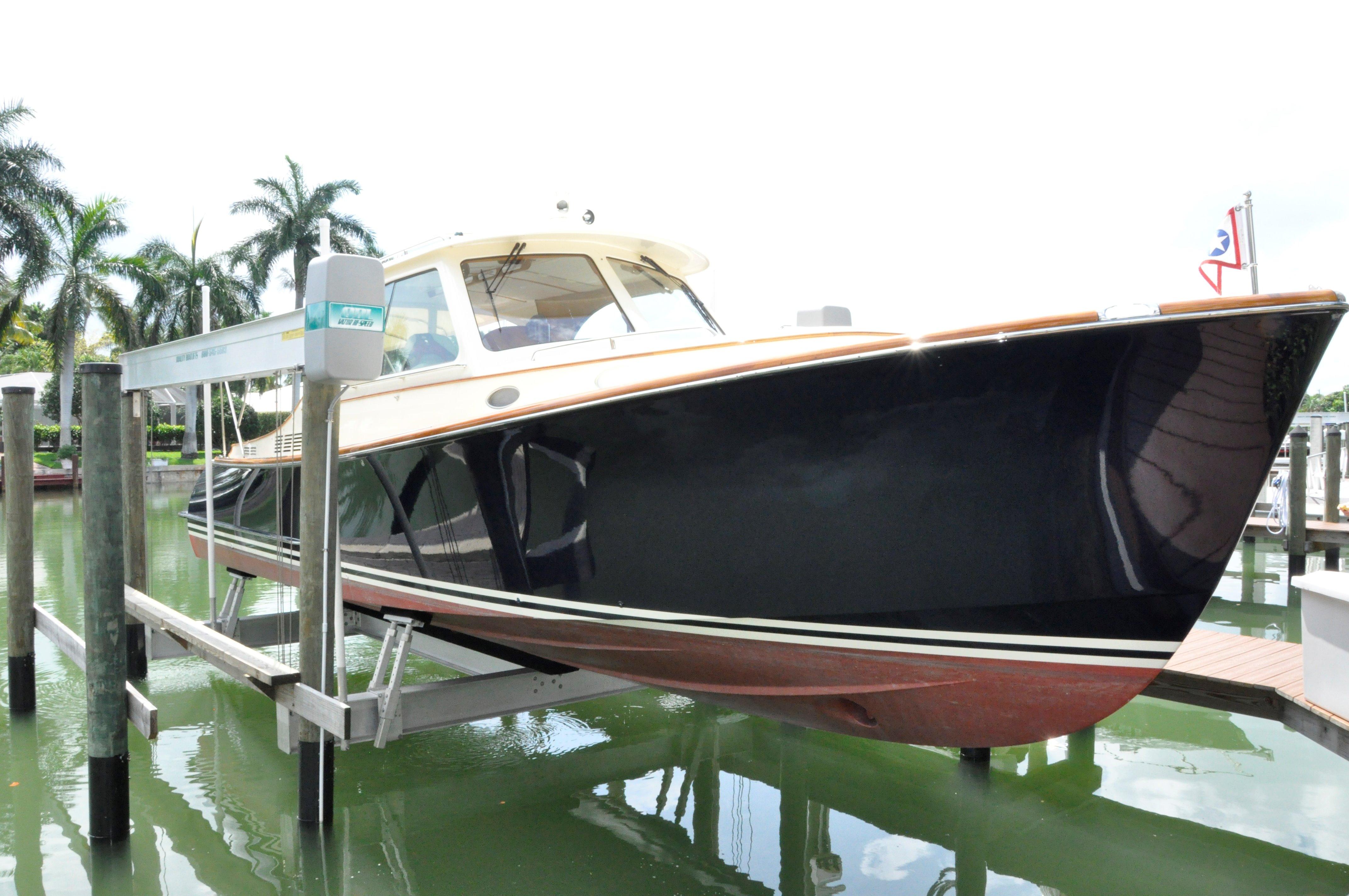 MY WAY 2014 Hinckley Picnic Boat MKIII Yacht For Sale in Naples FL MY WAY 2014 Hinckley Picnic Boat MKIII Yacht For Sale in Naples FL