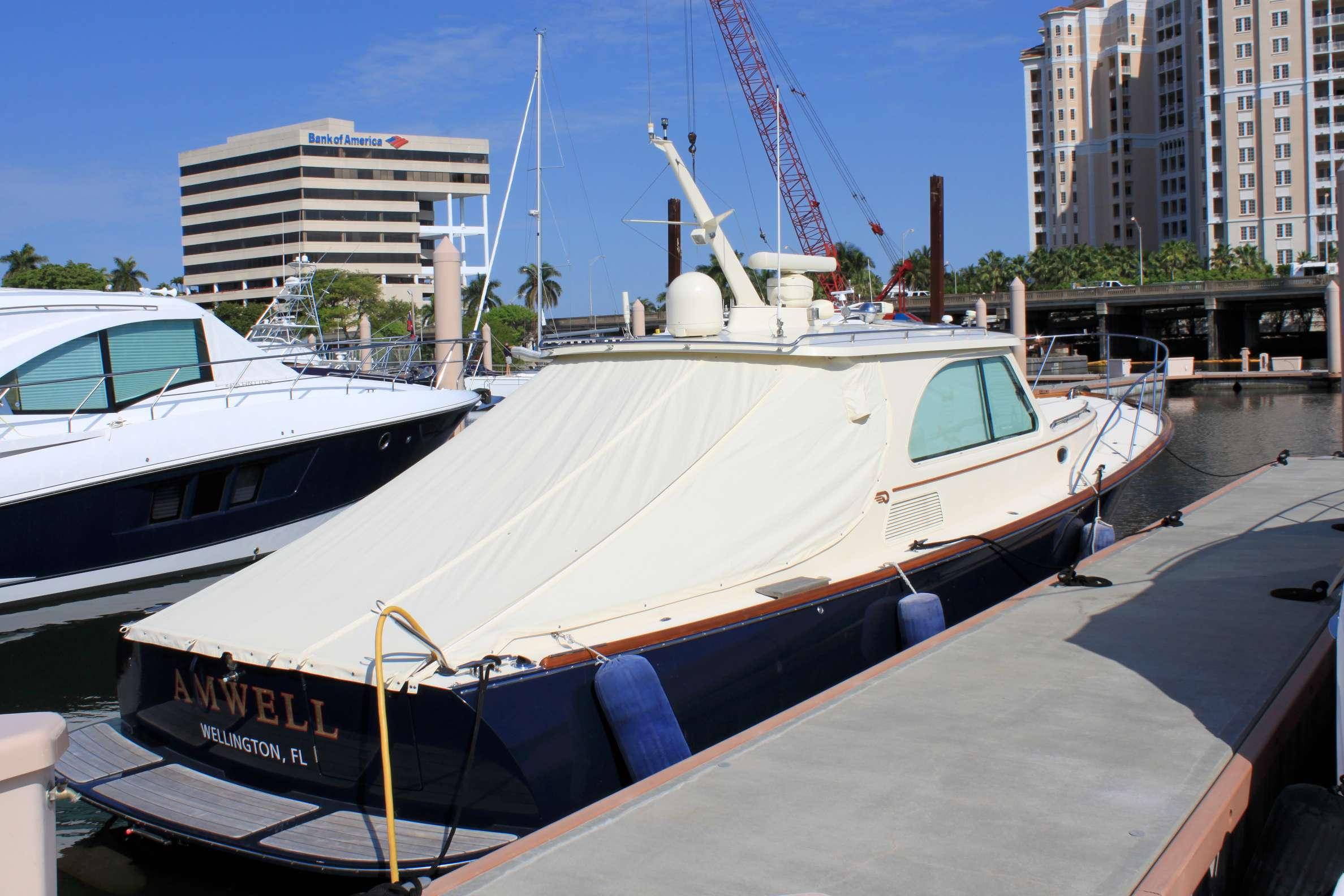 AMWELL 2007 Hinckley Talaria 40 Yacht For Sale in Galesville MD AMWELL 2007 Hinckley Talaria 40 Yacht For Sale in Galesville MD