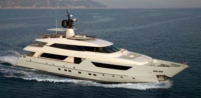 2009 Sanlorenzo SD122 Yacht For Sale in La Spezia 2009 Sanlorenzo SD122 Yacht For Sale in La Spezia