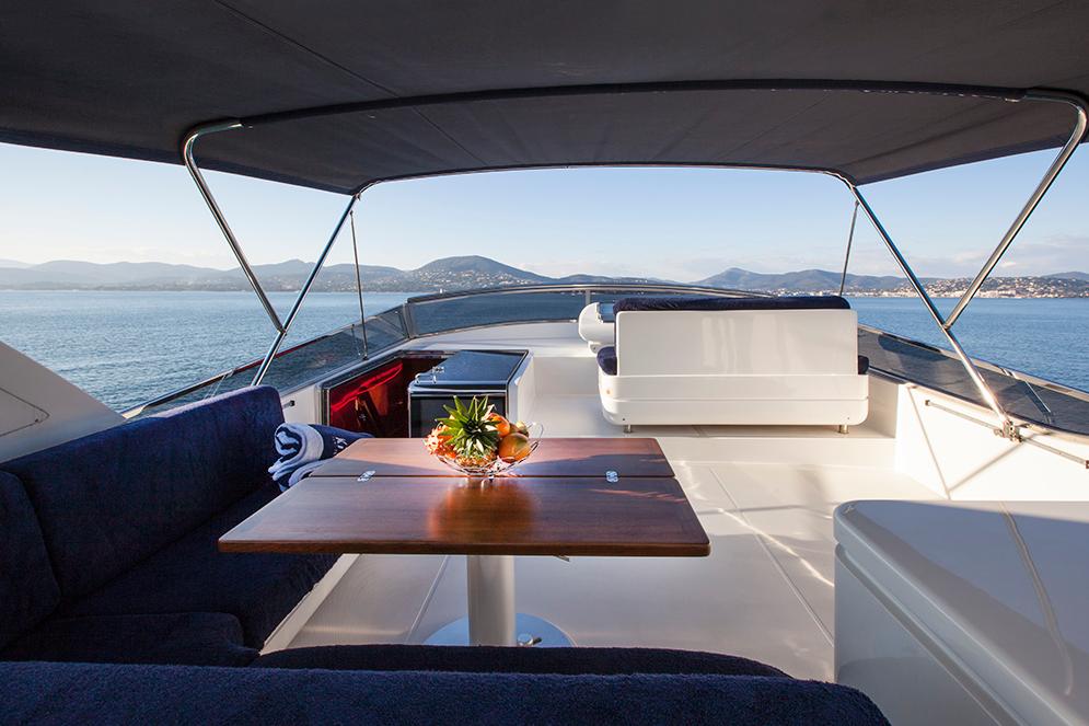 2005 Sanlorenzo SL72 Yacht For Sale in Saint Tropez 2005 Sanlorenzo SL72 Yacht For Sale in Saint Tropez
