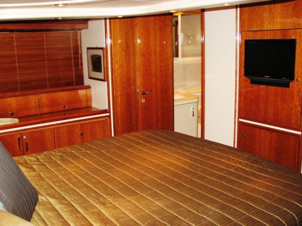 DELIRIUS 2000 Pershing 65 Yacht For Sale in Light house point FL DELIRIUS 2000 Pershing 65 Yacht For Sale in Light house point FL