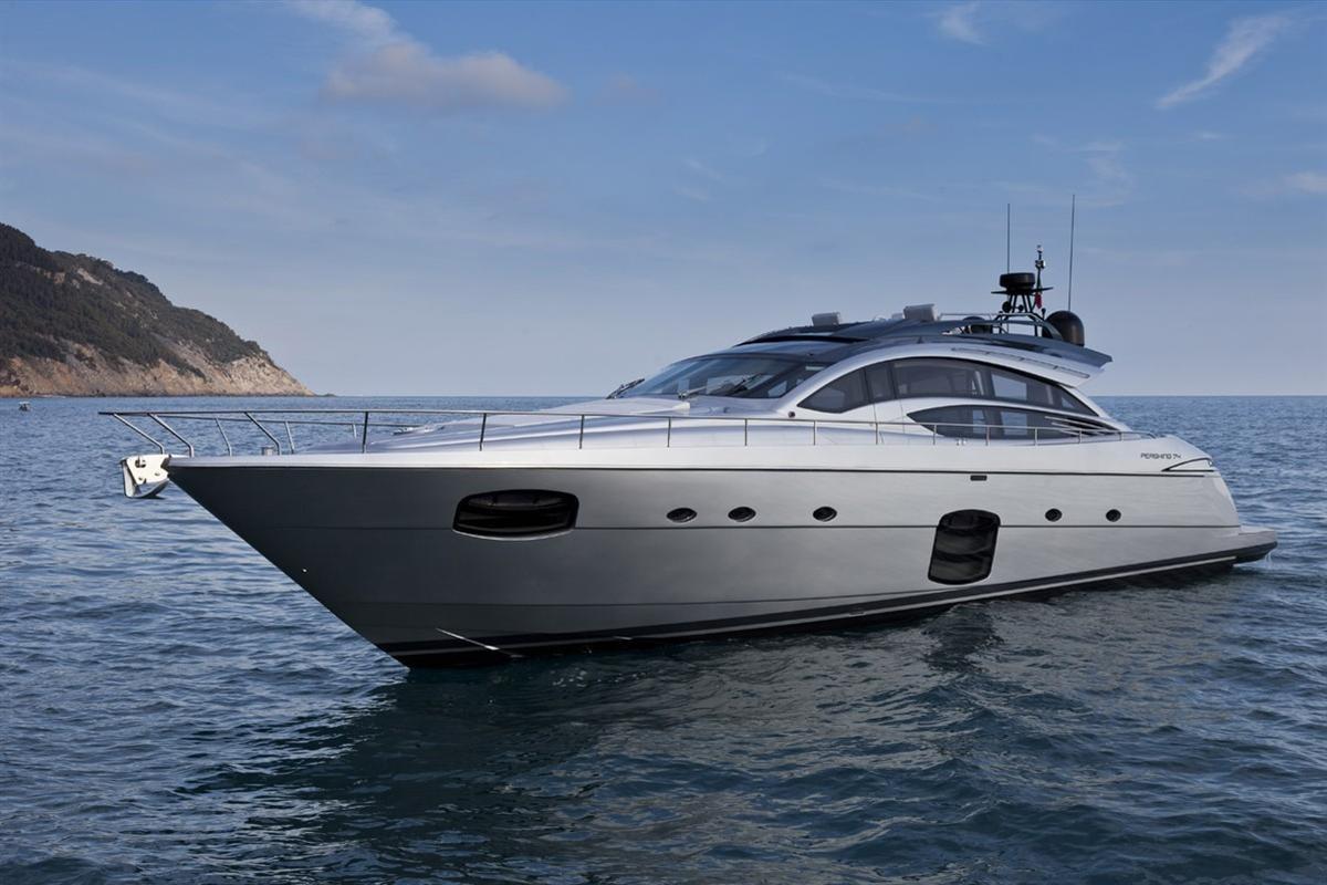 2013 Pershing 74 Yacht For Sale in 2013 Pershing 74 Yacht For Sale in