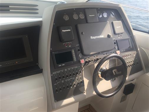 2007 Pershing 56' Yacht For Sale in GR 2007 Pershing 56' Yacht For Sale in GR