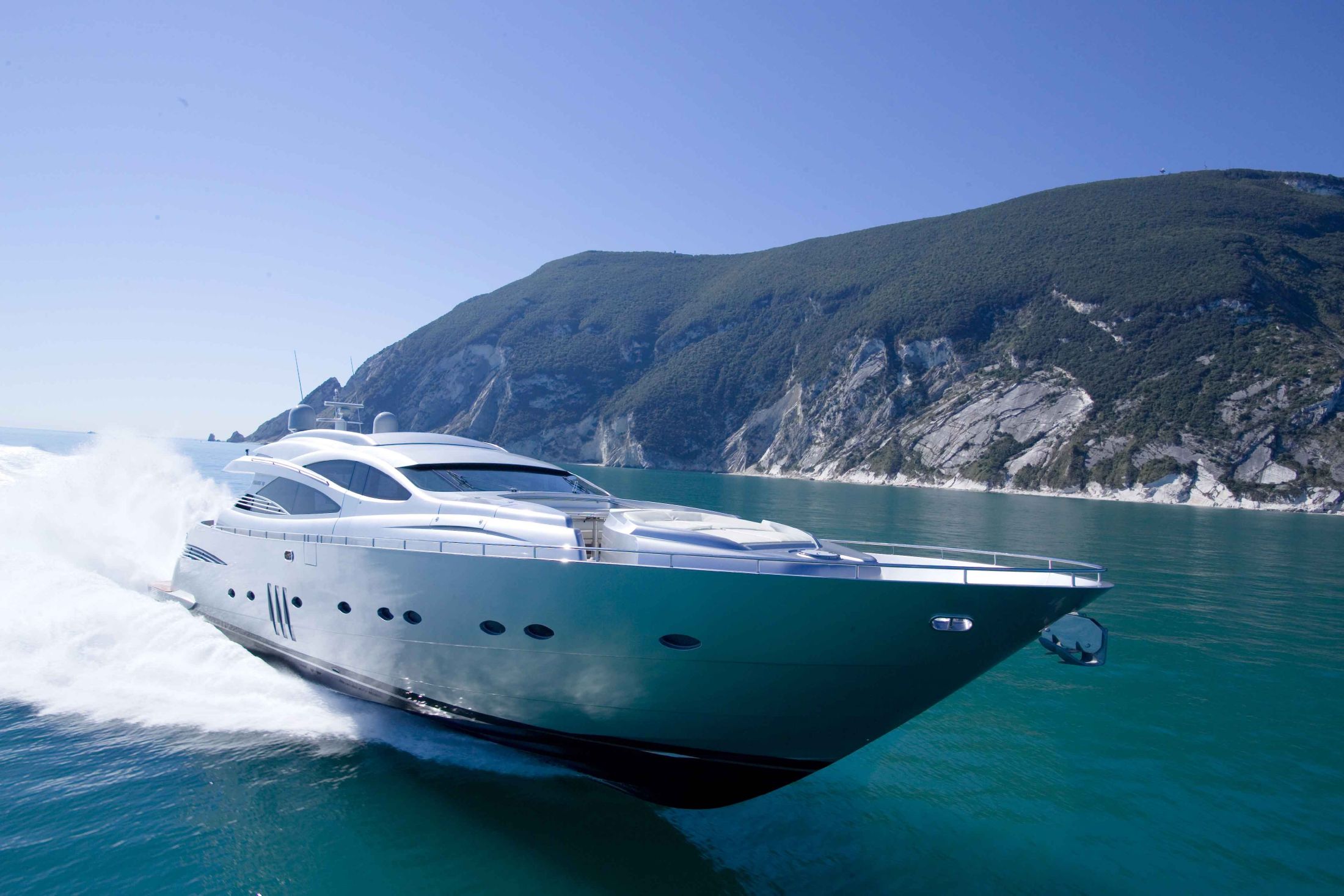Rompemar 2007 Pershing 90 Yacht For Sale in South Florida FL Rompemar 2007 Pershing 90 Yacht For Sale in South Florida FL