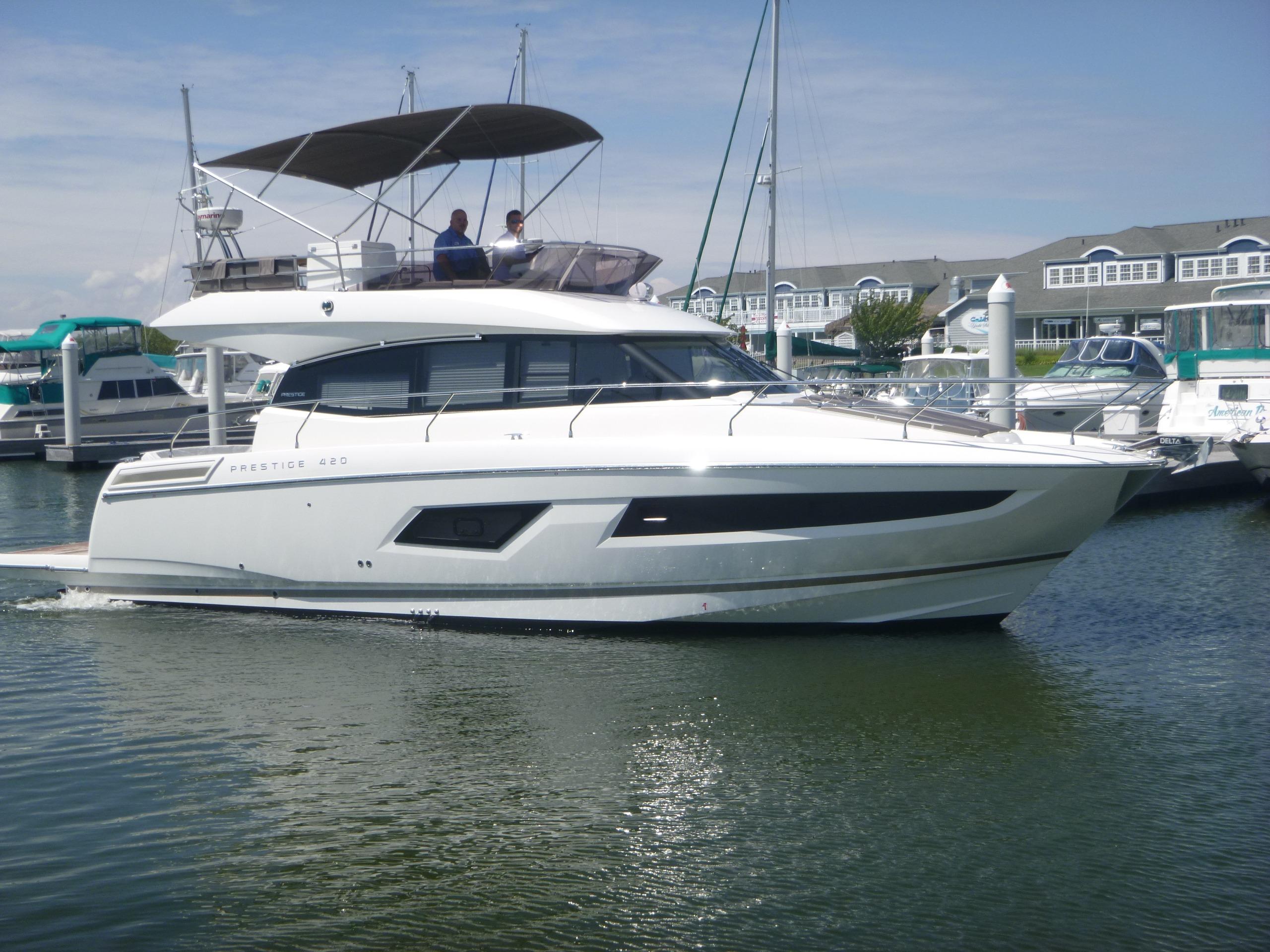 2016 Prestige 420 Flybridge Yacht For Sale in Woodbridge VA 2016 Prestige 420 Flybridge Yacht For Sale in Woodbridge VA
