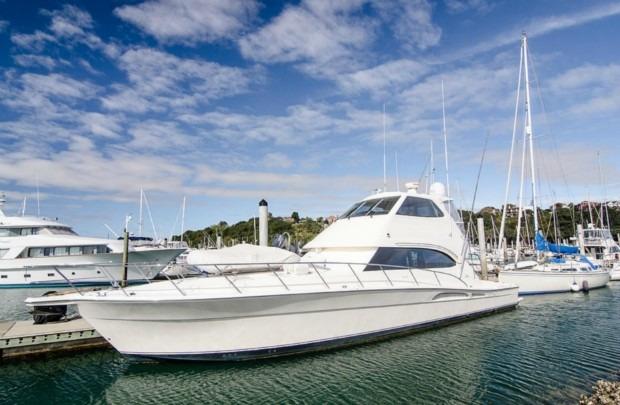 2003 Riviera 58 Yacht For Sale in 2003 Riviera 58 Yacht For Sale in