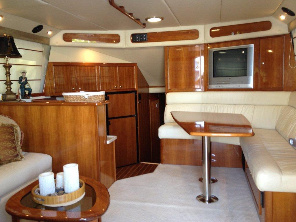 MAXIME 2005 Riviera Flybridge Yacht For Sale in Lighthouse Point FL MAXIME 2005 Riviera Flybridge Yacht For Sale in Lighthouse Point FL