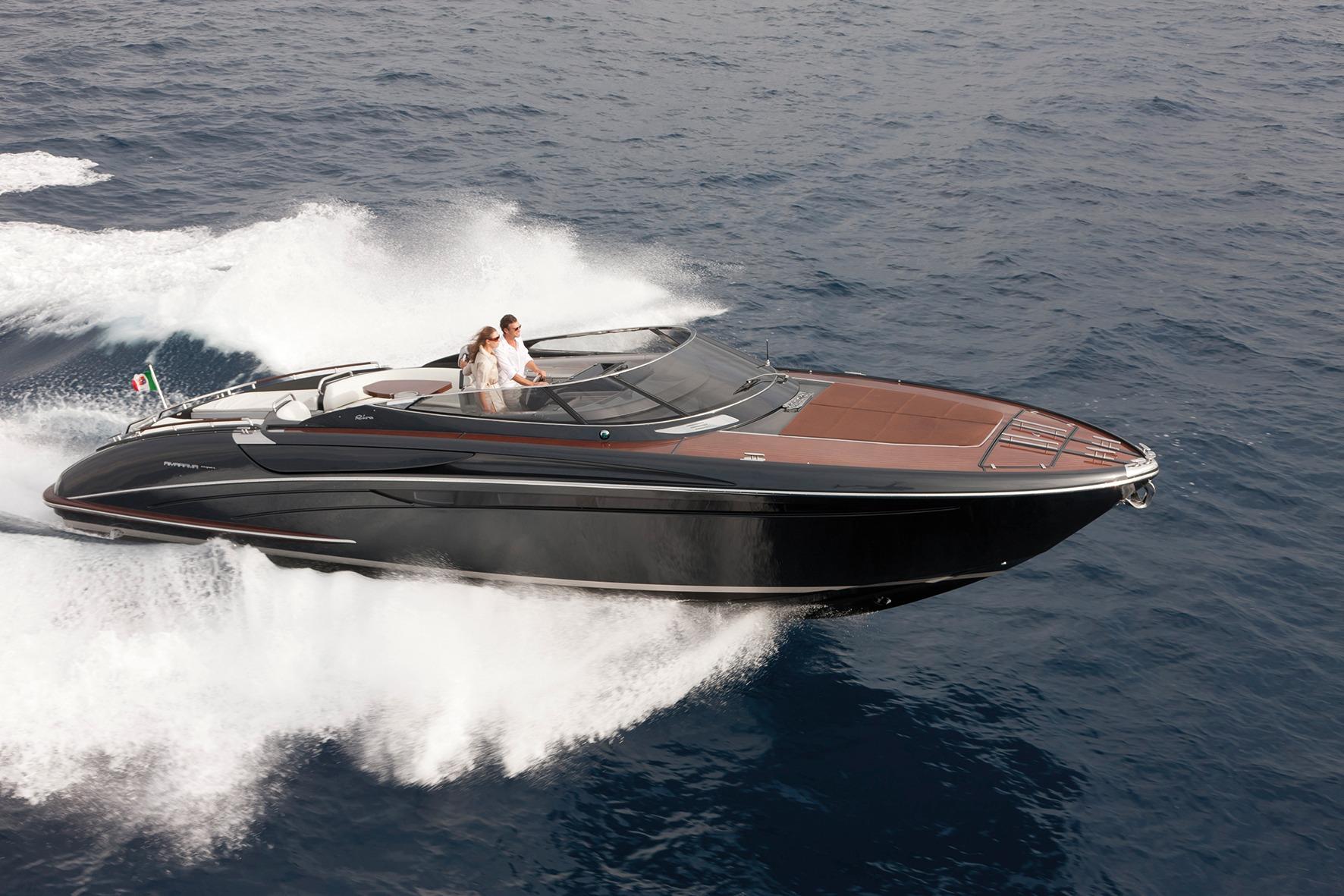 2013 Riva Rivarama Super Yacht For Sale in 2013 Riva Rivarama Super Yacht For Sale in