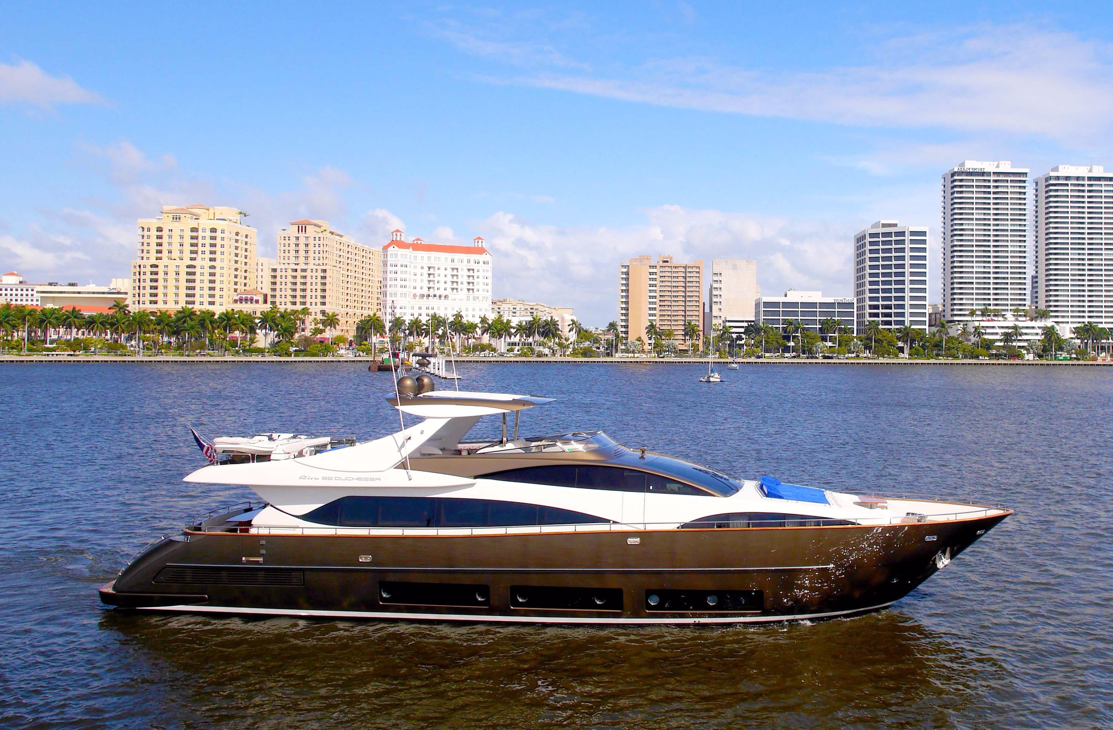 SEA SIX 2010 Riva Duchessa Yacht For Sale in Fort Lauderdale FL SEA SIX 2010 Riva Duchessa Yacht For Sale in Fort Lauderdale FL