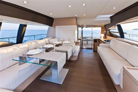 2011 Ferretti Yachts 620 Yacht For Sale in 2011 Ferretti Yachts 620 Yacht For Sale in