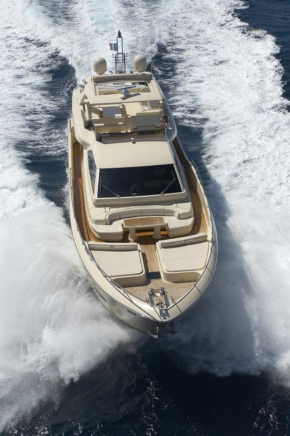 TILUSA 2008 Ferretti Yachts Altura 840 Yacht For Sale in Nice TILUSA 2008 Ferretti Yachts Altura 840 Yacht For Sale in Nice