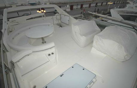 2004 Ferretti Yachts 680 Yacht For Sale in Toscana 2004 Ferretti Yachts 680 Yacht For Sale in Toscana