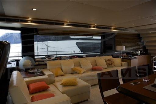 2011 Azimut Magellano 74 Yacht For Sale in Tyrrenian Sea 2011 Azimut Magellano 74 Yacht For Sale in Tyrrenian Sea