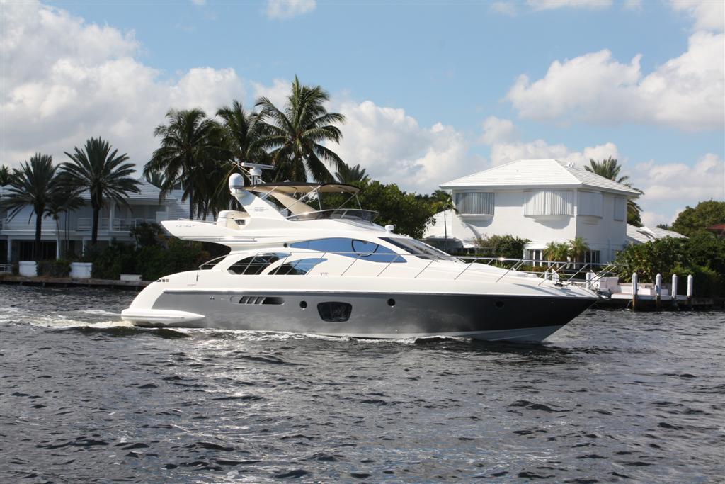 Still Dreaming 2010 Azimut 55E Yacht For Sale in Sag Harbor NY Still Dreaming 2010 Azimut 55E Yacht For Sale in Sag Harbor NY