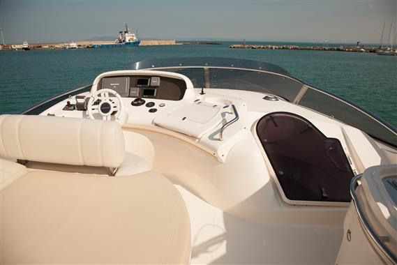 2009 Azimut 68E Yacht For Sale in Frapa 2009 Azimut 68E Yacht For Sale in Frapa