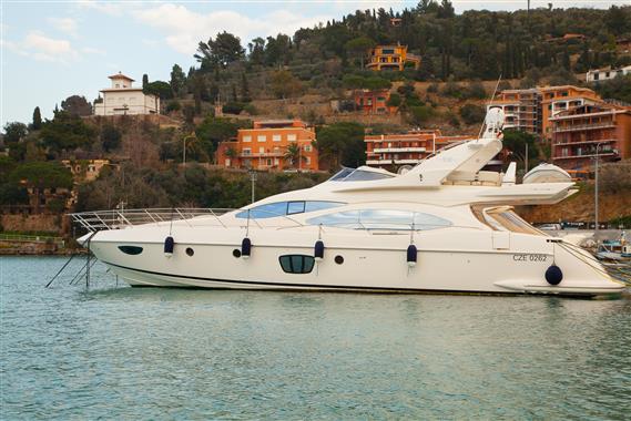 2009 Azimut 68E Yacht For Sale in Frapa 2009 Azimut 68E Yacht For Sale in Frapa