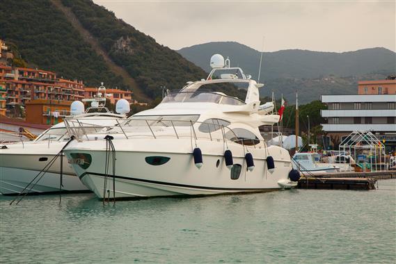 2009 Azimut 68E Yacht For Sale in Frapa 2009 Azimut 68E Yacht For Sale in Frapa