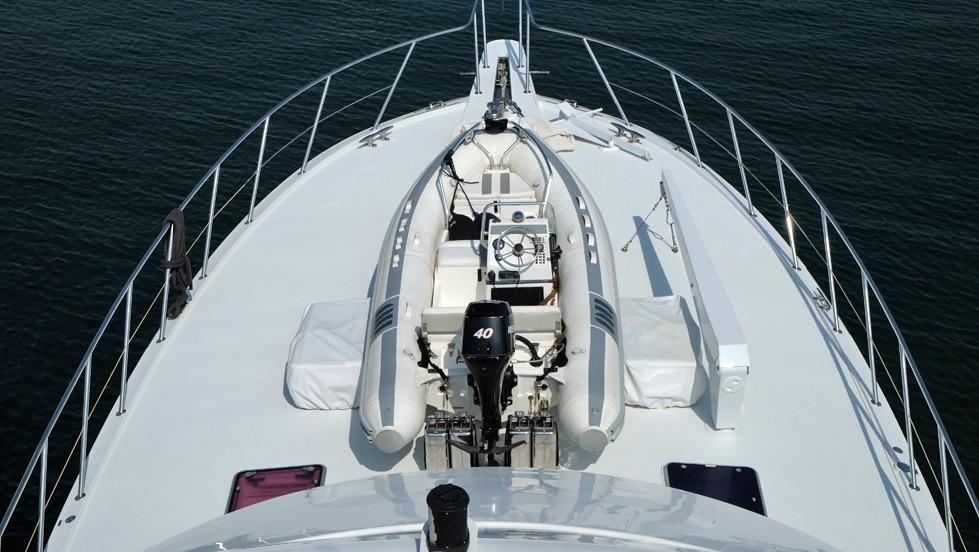2000 Hatteras 82 Custom Yacht Yacht For Sale in Abu Dhabi 2000 Hatteras 82 Custom Yacht Yacht For Sale in Abu Dhabi