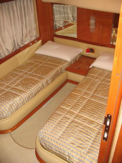 ZIBILIE III 2004 Azimut 62 Yacht For Sale in La Spezia ZIBILIE III 2004 Azimut 62 Yacht For Sale in La Spezia