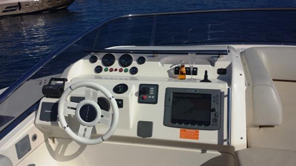 2008 Azimut 58' Yacht For Sale in ITALY 2008 Azimut 58' Yacht For Sale in ITALY
