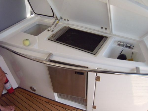2005 Sunseeker Portofino 53 Yacht For Sale in 2005 Sunseeker Portofino 53 Yacht For Sale in