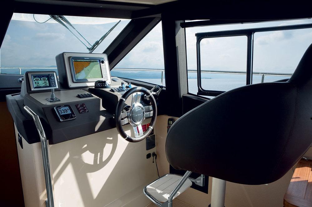  2016 Azimut Magellano 43 HT Yacht For Sale in  