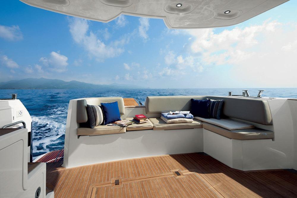  2016 Azimut Magellano 43 HT Yacht For Sale in  