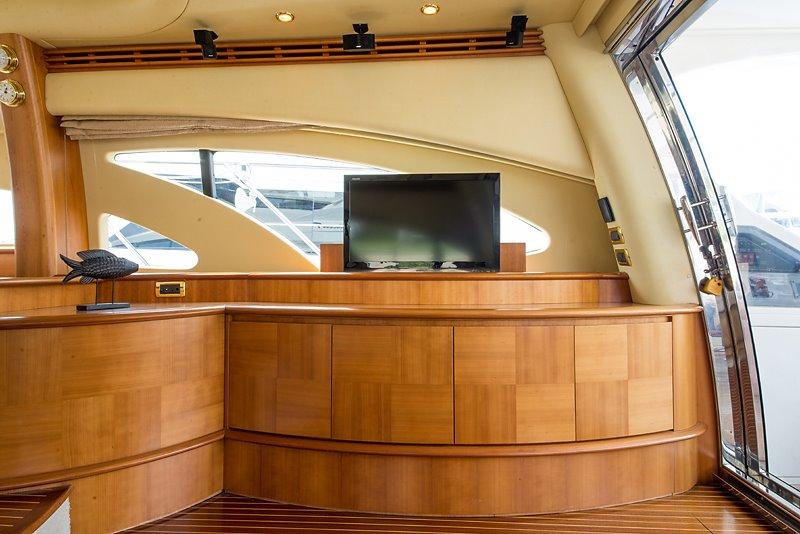 Princess T 2010 Azimut 62 Evolution Express Yacht For Sale in NY Princess T 2010 Azimut 62 Evolution Express Yacht For Sale in NY