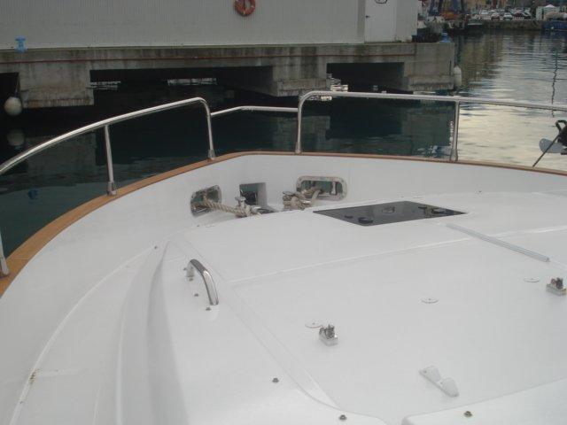 2001 Azimut Magellano 43 HT Yacht For Sale in 2001 Azimut Magellano 43 HT Yacht For Sale in