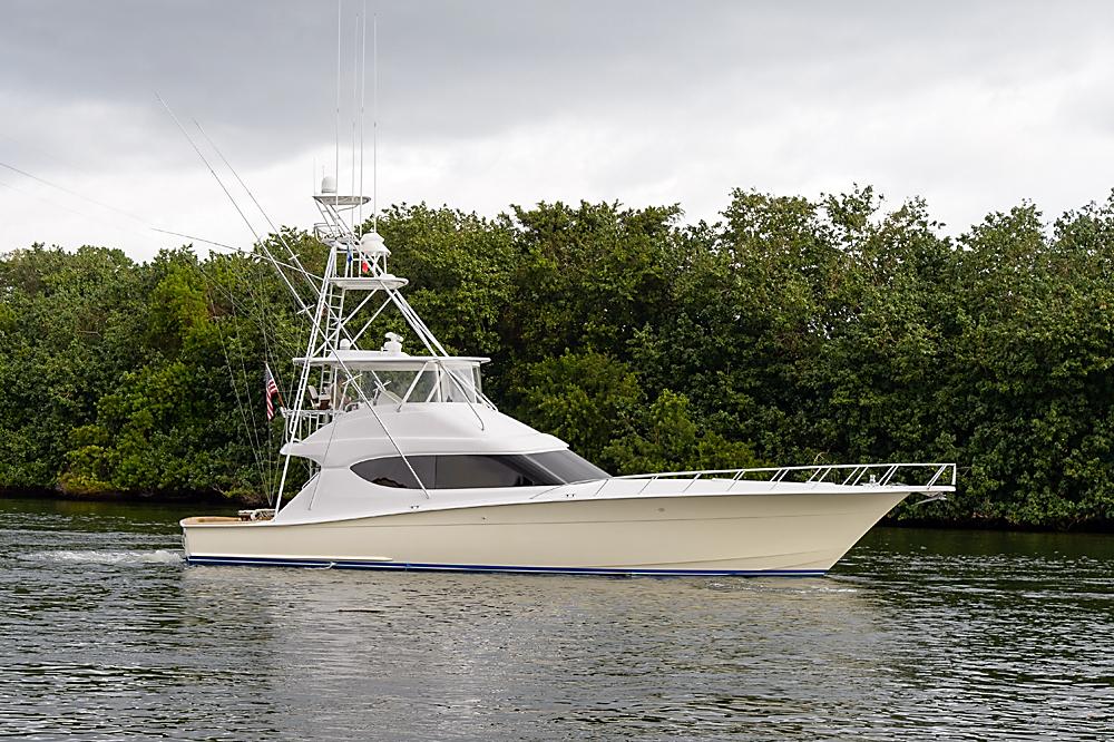 Motivator 2008 Hatteras 60 Convertible Yacht For Sale in Jupiter FL Motivator 2008 Hatteras 60 Convertible Yacht For Sale in Jupiter FL