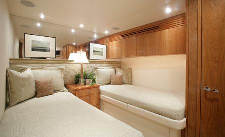 2008 Hatteras 64 Convertible Yacht For Sale in Miami FL 2008 Hatteras 64 Convertible Yacht For Sale in Miami FL