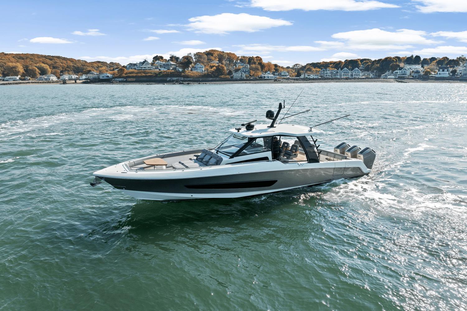 KISS ME KATE 2022 Boston Whaler 420 Outrage Yacht For Sale in Quincy MA KISS ME KATE 2022 Boston Whaler 420 Outrage Yacht For Sale in Quincy MA