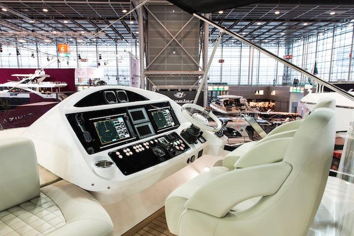 6071565 2015 Sunseeker Manhattan 65 Yacht For Sale in Poole E12 6071565 2015 Sunseeker Manhattan 65 Yacht For Sale in Poole E12