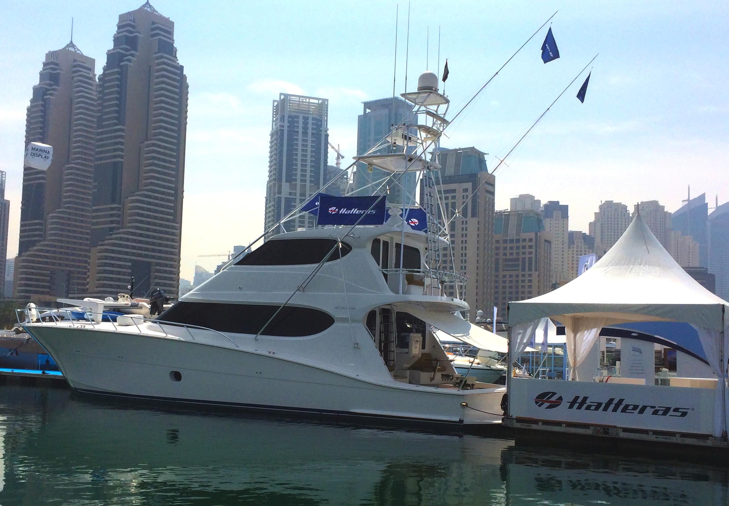 Hatteras 77C309 2008 Hatteras 77 Convertible Yacht For Sale in Dubai Hatteras 77C309 2008 Hatteras 77 Convertible Yacht For Sale in Dubai