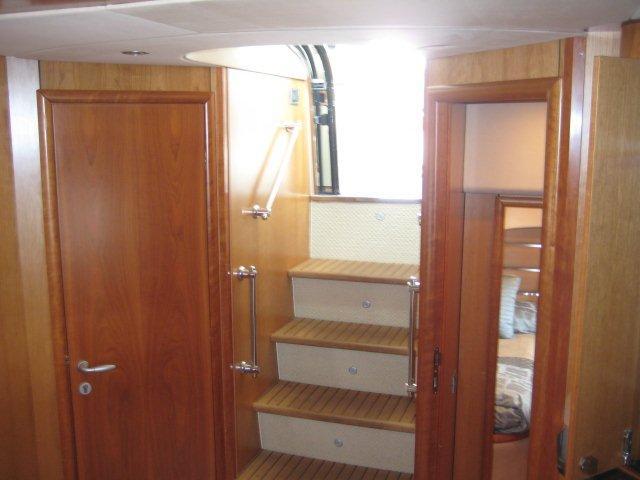 Open Bar 2005 Sunseeker Predator Yacht For Sale in Miami FL Open Bar 2005 Sunseeker Predator Yacht For Sale in Miami FL