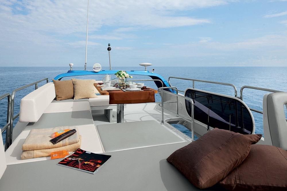 2015 Azimut 45 Yacht For Sale in 2015 Azimut 45 Yacht For Sale in