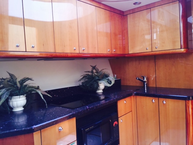2006 Sunseeker Manhattan 50 Yacht For Sale in Newport Beach CA 2006 Sunseeker Manhattan 50 Yacht For Sale in Newport Beach CA